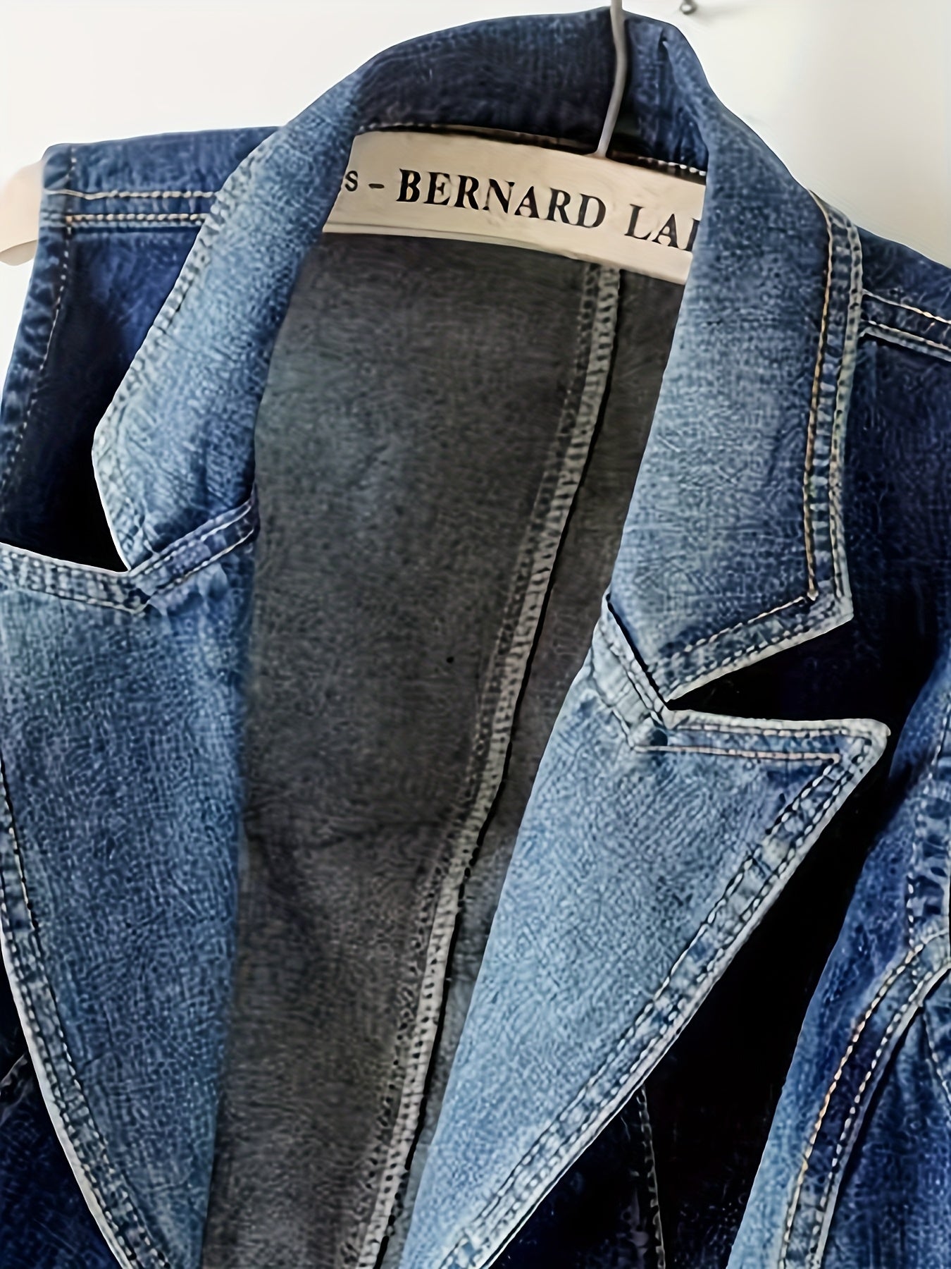 Women's Vintage Streetwear Denim Vest Jacket - Sleeveless Slim-Fit Single-Breasted Spring\u002FSummer Outerwear with Button Front Closure, Casual Chic Layering Piece