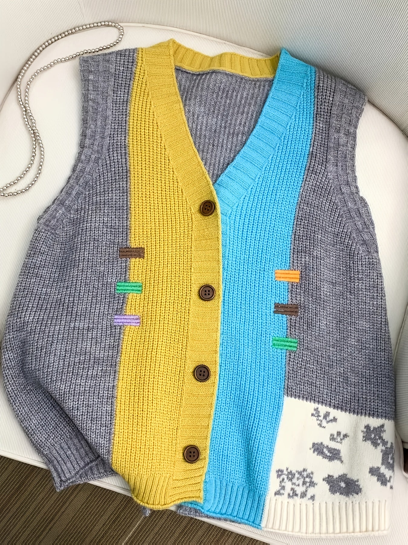 Women's Color Block V-Neck Knit Cardigan Vest - Stylish Loose Fit Sweater with Button Details, Acrylic Blend for Spring\u002FFall, Lightweight & Versatile Outerwear, Lightweight Cardigan