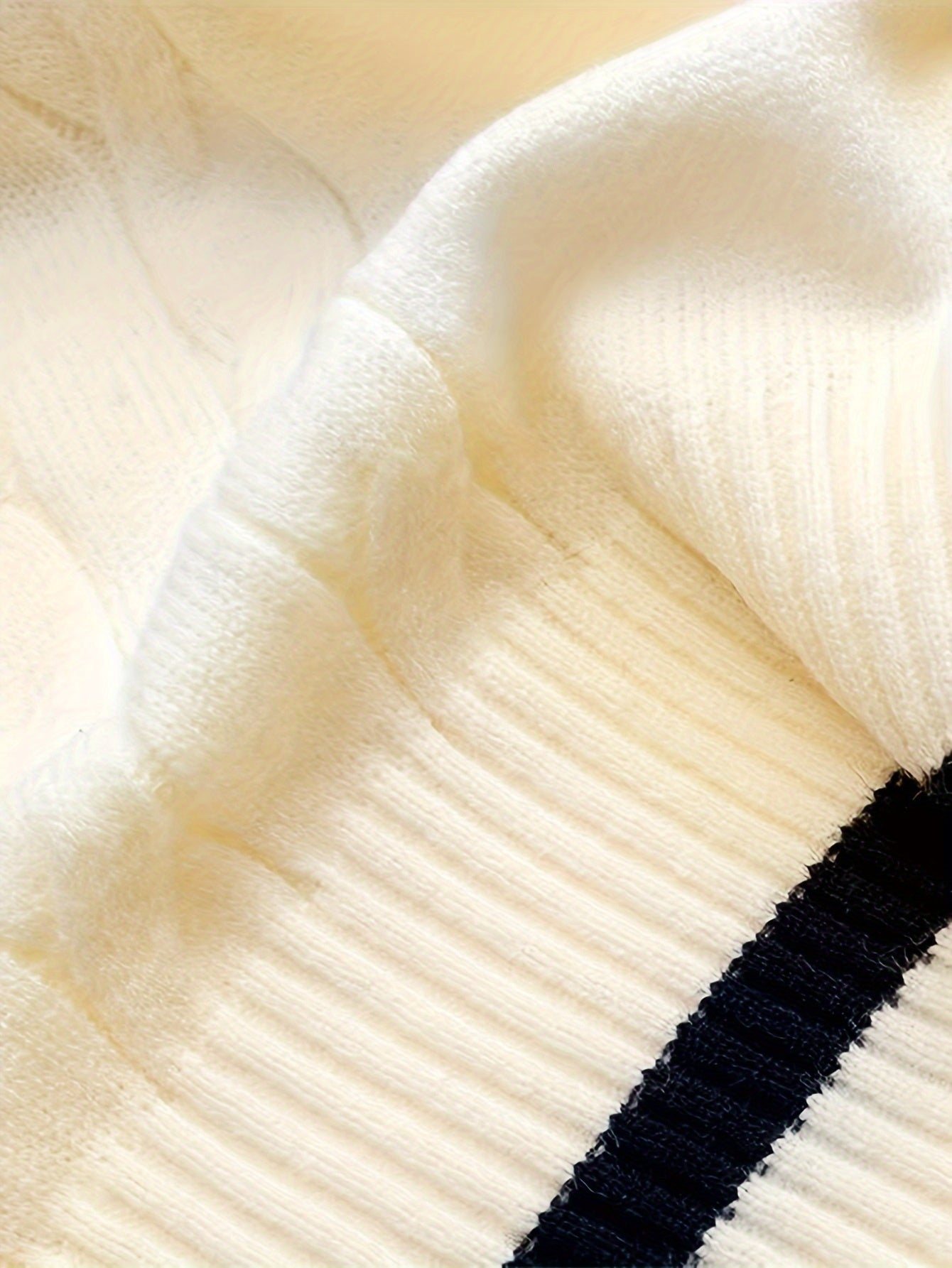 Elegant V-Neck Cable- Sweater Vest - Soft Acrylic-Polyester Blend, Color-Block Design, All-Season Versatile Layering Piece for Casual & Formal Outfits